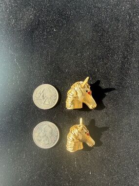 Vintage Gold-tone Horse Head Scatter pins brooches with Red Eyes